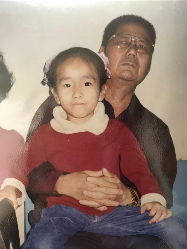 黄馨仪从小受中医师外公薰陶立志担任医护人员。（黄馨仪提供／任义宇高雄传真）