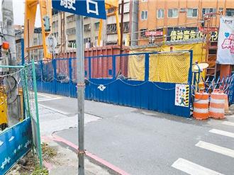 捷運萬大線施工圍籬占路 侯友宜說話了