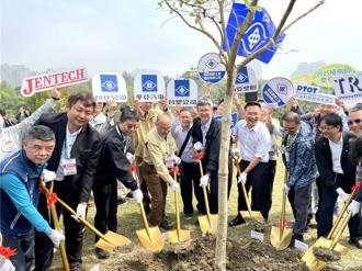 台塑企業響應ESG  攜手種下綠色未來