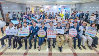 113年度創新提案競賽頒獎　張市長期許同仁再接再厲發揮創意推動市政