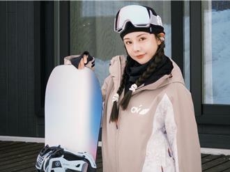 巫苡萱日本滑雪爆意外 双膝跪地「险肿到无法行动」