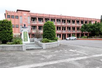 基隆輔導員遭控霸凌與曠職 校方展開調查