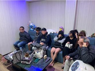 老司機哭了！中壢「三仙巷」淫窟被抄  長髮妹接客現場曝光