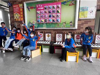 土庫國小舊桌椅變身創意小物 打造永續境教場域