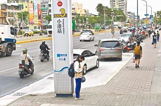 高捷小港站增停車彎 通勤族給讚