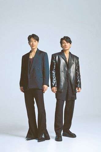 韦礼安合唱连炳发 越南文Rap吃力