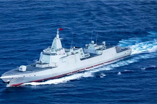 中共海軍遵義號驅逐艦。（央視軍事頻道）