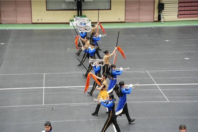 日本茨城縣水戶市行進樂隊Bluestonenn多次獲得金賞獎，受邀到屏東潮州進行台日音樂交流。（Bluestone提供／羅琦文屏東傳真）