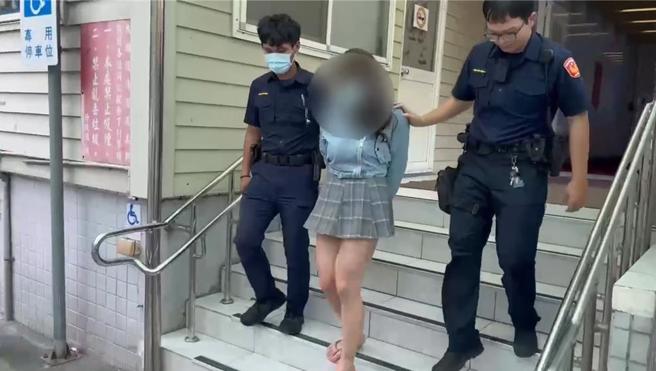 新庄一名女装大佬，因为心情差放火烧窗帘，害一对情侣生死两隔，今天遭到起诉。（ 中时资料照）