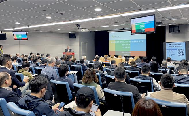 桃园机场公司规画衔接桃机第二与第三航厦间的旅客运输系统，11日举办厂商说明会，并邀请50余家国内外厂商参加。（机场公司提供／范扬光传真）