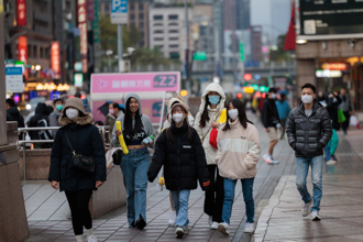 急冻5度时间曝 今晚变天 全台雷雨狂炸到周末