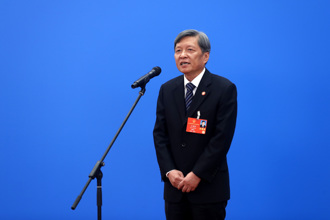 福建福耀科技大學正式設置 「網紅校長」王樹國掌舵