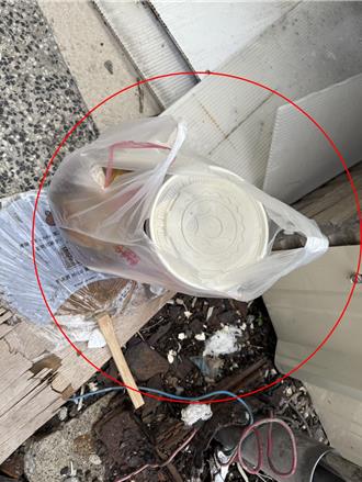 台中永興街驚見美食怪盜！男偷「牛肉湯餃」鬼扯：這很正常