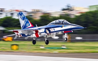 空軍採購66架勇鷹高教機已交機43架   進度落後4架竟是這原因