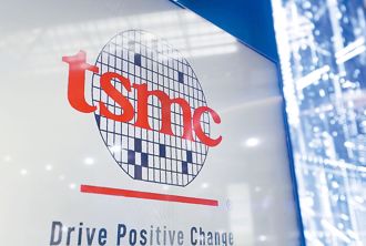 加碼赴美不夠？台積電傳救英特爾網大崩潰 老手曝最壞2下場