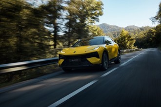 Lotus與曹操出行合作，在中國推出自動駕駛計程車服務