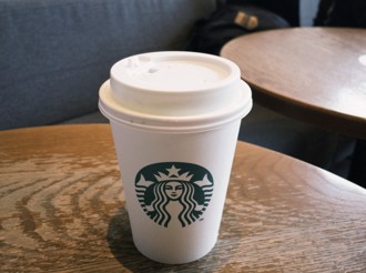 星巴克「點餐指南」 她曝買一送一、LINE禮物券規則 粉絲讚：很實用