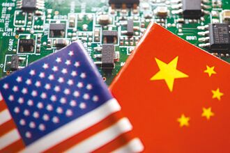 專家： 陸成熟晶片加關稅 美陷兩難