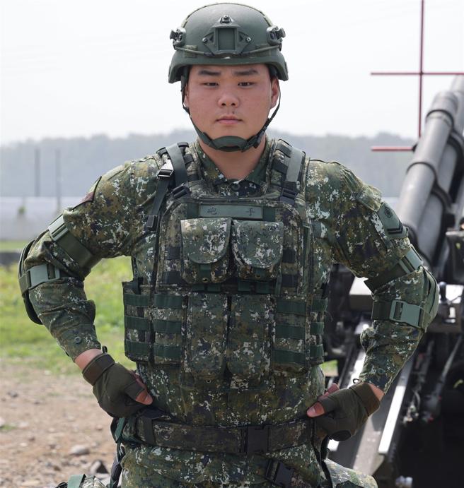 李帷暟一兵。（记者王子昌摄）