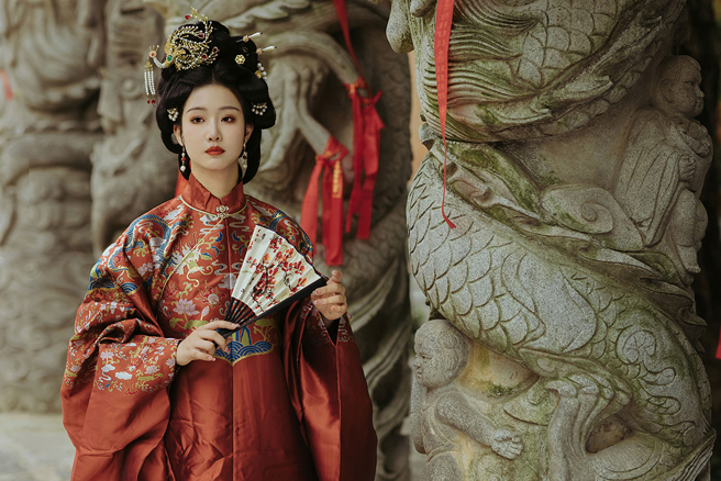 傅善祥是封建史上唯一一位女状元，可惜才貌双全的她最终仍难逃悲惨命运，沦为男人泄欲的玩物。（示意图：Shutterstock／达志）