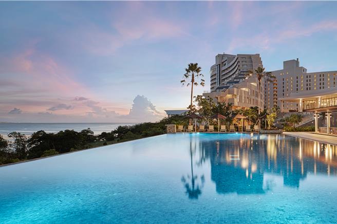 KV无边际泳池。（图／Mike Arty）