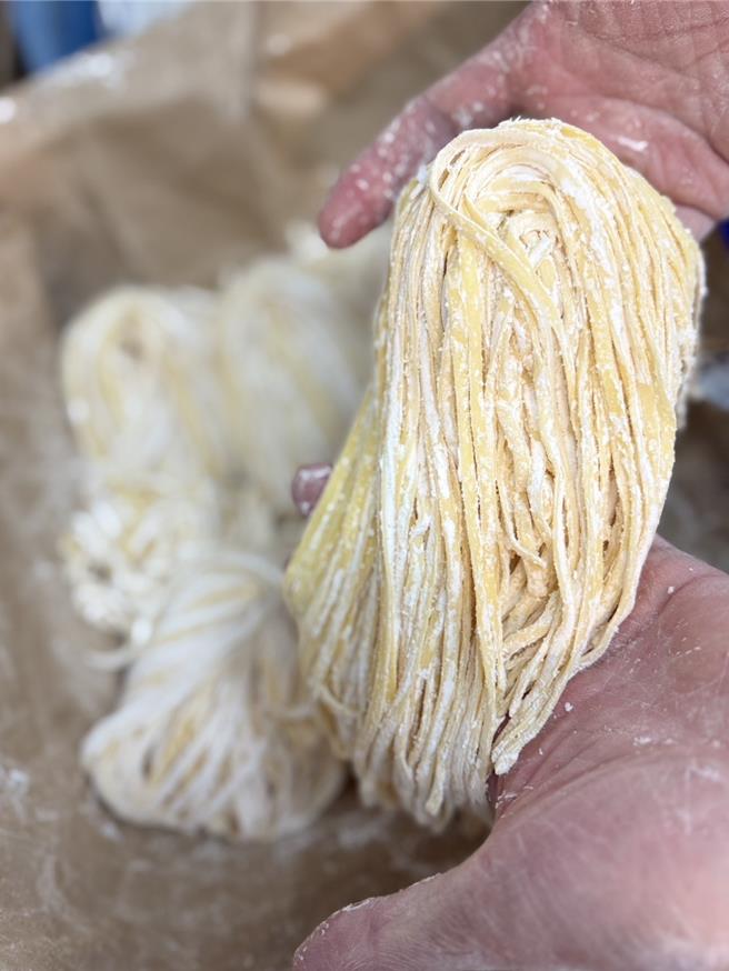  「有趣市集｜呷麵奇市」特设「手工义大利麵课程」，将由专业的「虎轩制麵」师资指导。（有趣市集提供／徐梓榕台北传真）