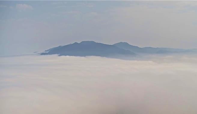 观音山云海，气象万千。（图／北观处）
