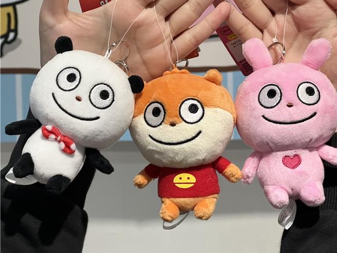 西村裕二筆下的開心熊貓（左起）、小老鼠、戀愛兔等「studio UG」幽默風趣，擄獲不少年輕人與情侶的心幽默風趣。（徐梓榕攝）