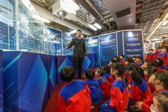 敦睦支隊環島航訓 文宣館多元展區 呈現國防自主成果