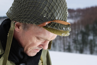 二戰美軍鋼盔為何套「網繩」 3關鍵拯救逾20萬人