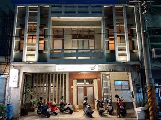 变美了！嘉市助老屋整修门面 「卸妆计画」申请至4／7