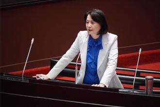 清大師作業要求「宣傳大罷免」中文課變政治課  藍委批綠染指校園