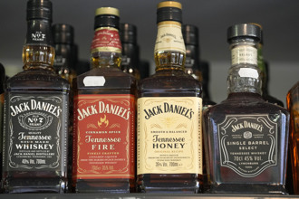 快訊》踩到美痛腳？川普嗆對歐盟「所有酒類」課200％關稅