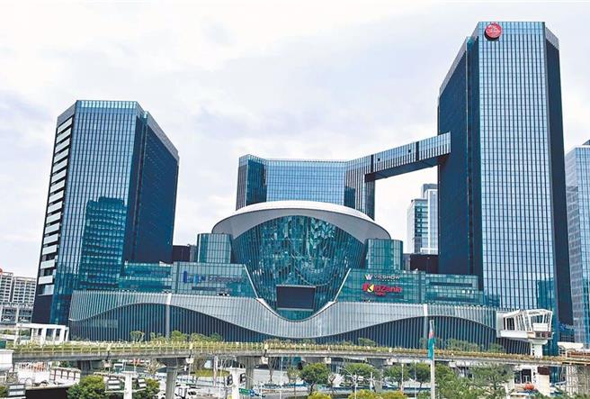 南港LaLaport将于3月20日正式开幕，约有300家专柜进驻。（三井提供／朱世凯台北传真）