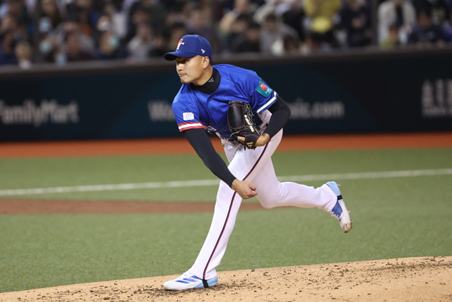 棒球作家连浩铨指出若要在2026年世界棒球经典赛中与日本、南韩等强敌竞争，势必要平衡长打与速度战的配置。(报系资料照)