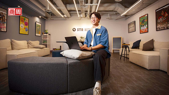 萨泰尔娱乐全端工程师冯元诘。(摄影・郭涵羚)