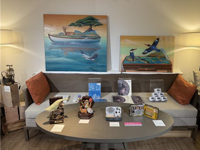 2025台南艺术博览会有45家画廊参与。（曹婷婷摄）