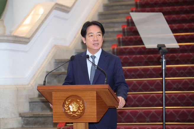 赖清德总统发表的「国安会议后谈话全文」，像是一篇讨伐中共的檄文，突然升高对抗中共的调门。（黄世麒摄）