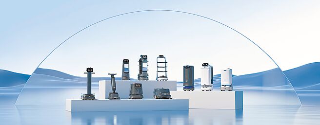 和椿科技引进普渡科技的机器人系列产品，锁定制造仓储、零售服务与医疗等场域。图／业者提供