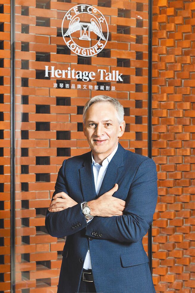 浪琴表歷史文物館藏總監Daniel Hug訪台，帶來13件館藏的骨董表。（Longines提供）