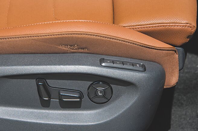 3成车主加价6万元选配Ergo座椅。（陈大任摄）