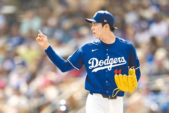 道奇右投佐佐木朗希熱身賽對守護者先發4局無失分。（美聯社）