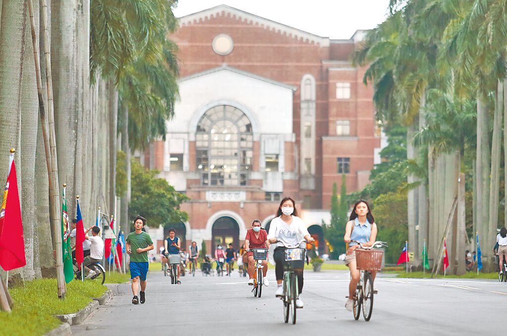 台大初估，若電價調漲，一年可能會增加8000至9000萬元電費支出。（本報資料照片）