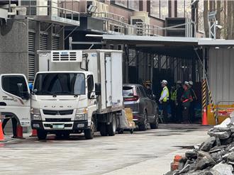 台中新光三越氣爆後開放取貨 地下2樓77專櫃338人進出