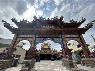 屏東百年老廟首辦「擲聖筊領發財金」 最高可獲50萬元