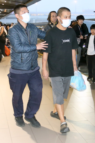 小翁立友陳康岳逃出緬甸詐騙園區 返台遭檢警帶回偵訊