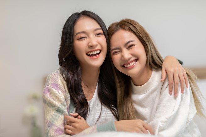 雙魚座交朋友全憑眼緣，第一印象看對眼了，就能走進他們的友情世界。（示意圖：Shutterstock／達志）