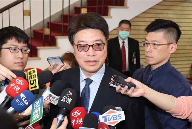 陆委会主委邱垂正14日赴立法院备询。（姚志平摄）