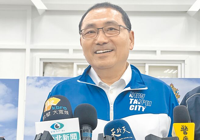 新北市长侯友宜13日表示，针对环状线受地震毁损，市府已委任律师团将向中工求偿，诉讼程序已准备就绪，以最快速度提出诉讼。（吕健豪摄）