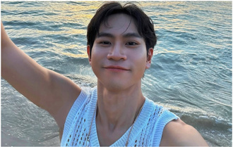 Andy频道达203万订阅「超越眾量级」 凌晨感动发声